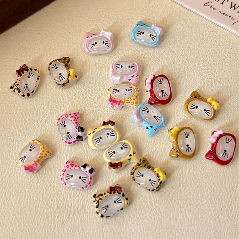 10Pcs/Bag 3D Cartoon Hello Kitty Nail Charms Mixed Resin Kitty Cat With Bowknot Nail Art Decoration Kawaii Glittery Kt Nail Part
