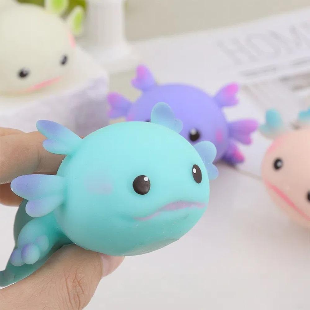 Süße Axolotl Quetschspielzeuge Dehnbares Design Fidget-Puppe Cartoon-Fisch Knetspielzeug Stressabbau Mehrfarbig Langsam Rückprallende Spielzeuge