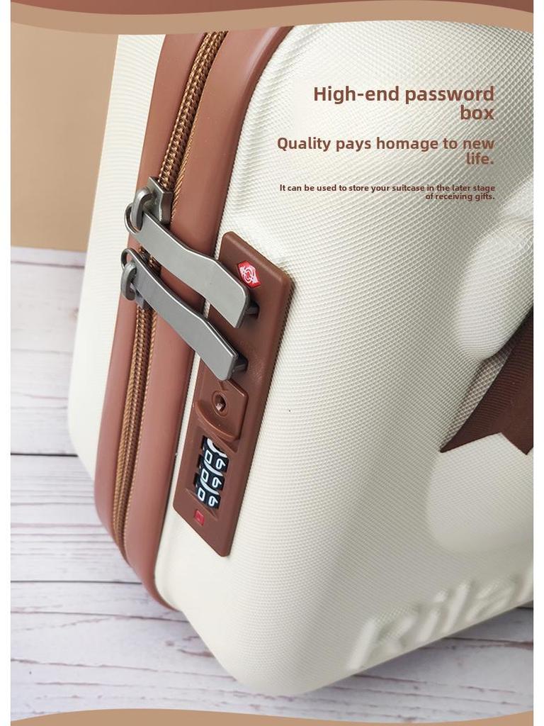 Conjunto de presente de urso de algodão orgânico com brinquedo de madeira em mala – presente unissex de primavera para o inverno