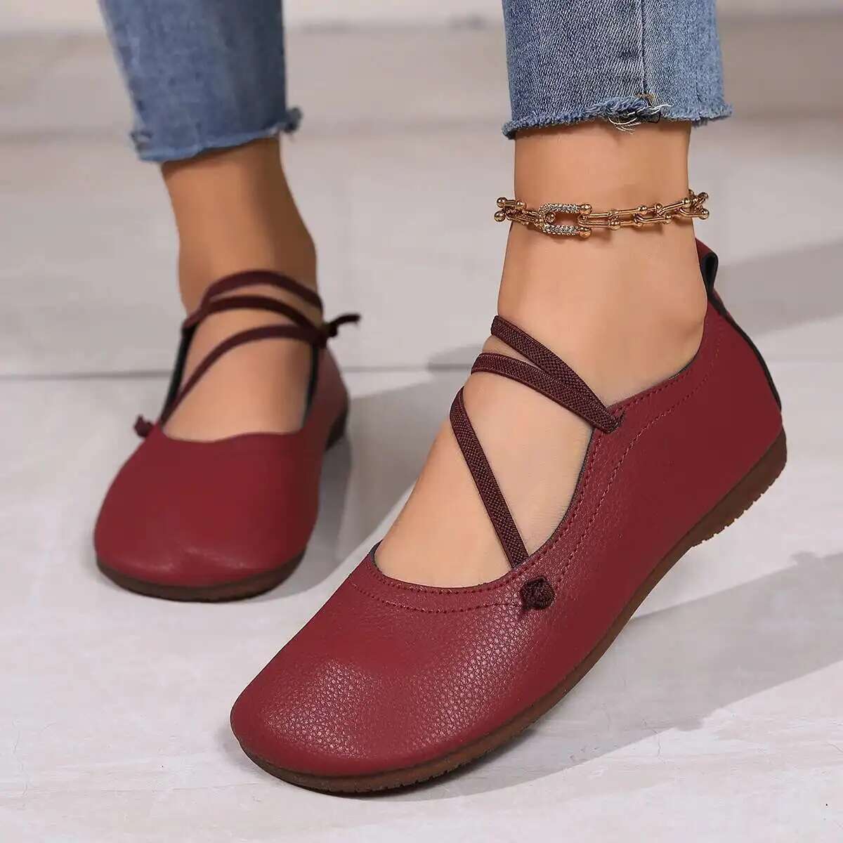 Women Flats Shoes Woman Square Toe Leather Flats Vintage Narrow Band Loafers Shoes 36 красный 1730₽