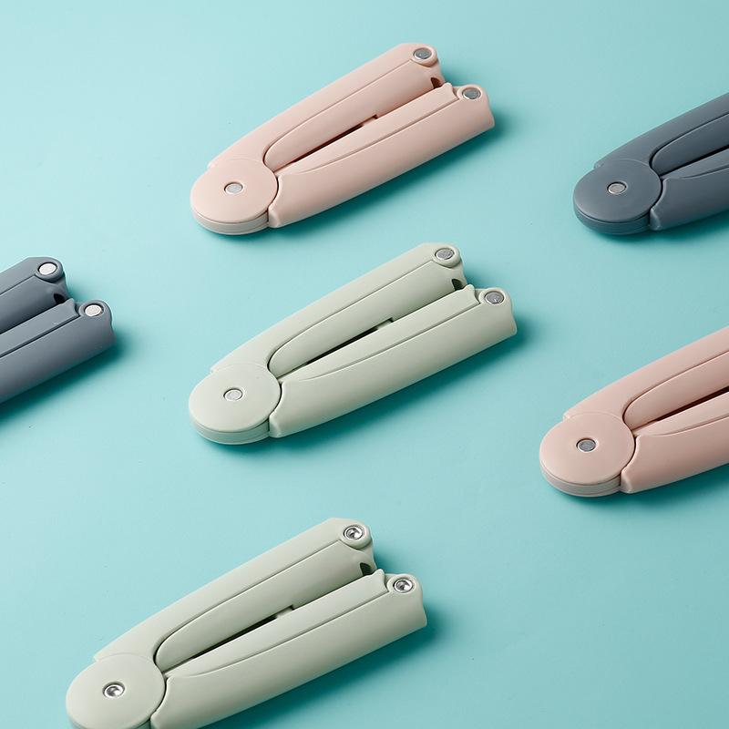 Portable Mini Foldable Clothes Hanger: Non-slip, Windproof Drying Rack for Travel and Business Trips, Lightweight At 40g.