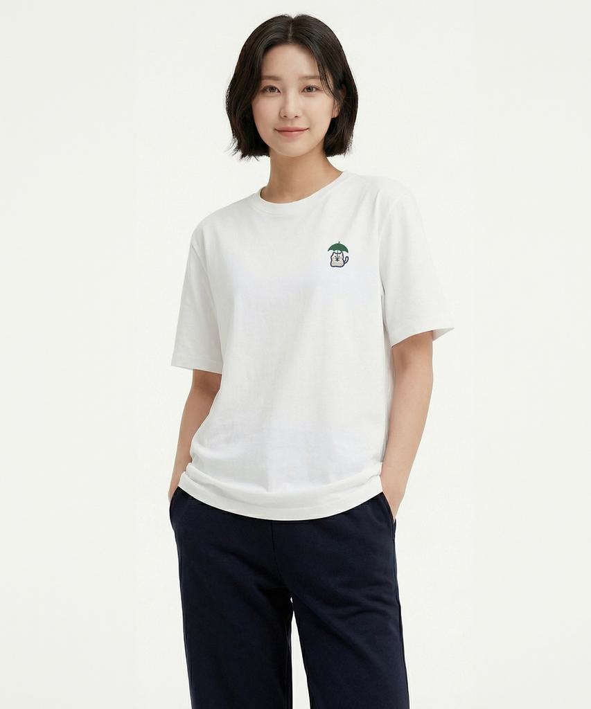 OKSTAR Rain Cat Embroidered Short Sleeve T-Shirt (Type C)