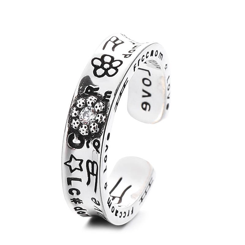 Retro Fashion Graffiti Star & Letter Open Finger Ring for Women & Men