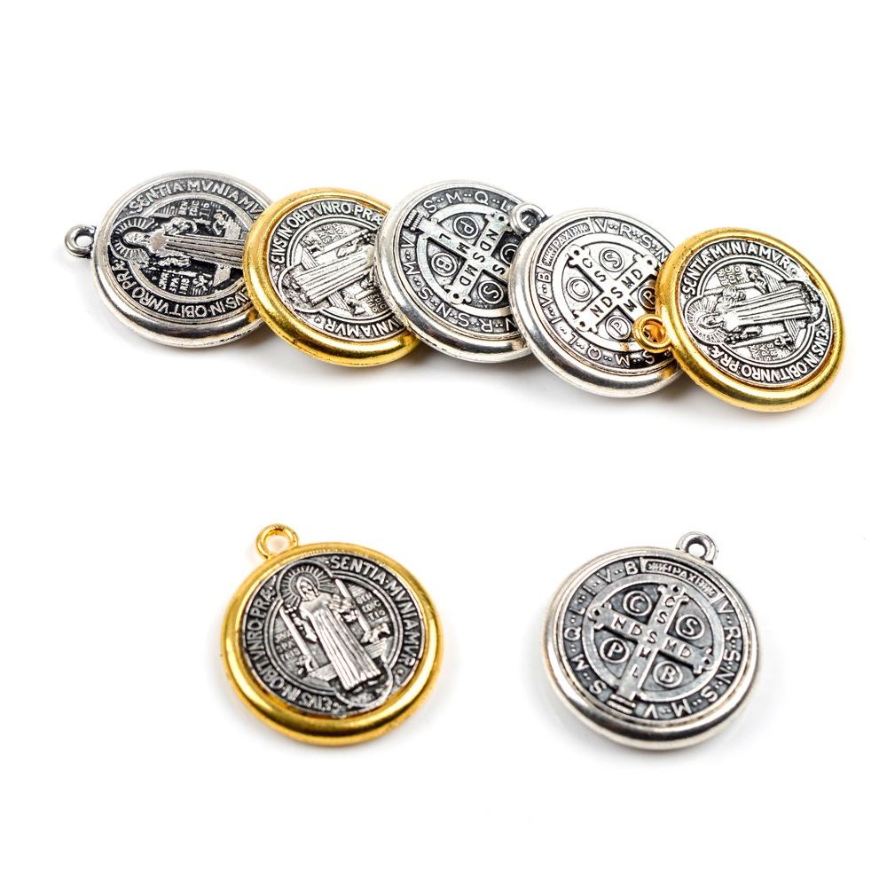 10pcs Retro St Benedict of Nursia Patron Against Evil Saint Medal Pendant Catholic Necklaces Religious Gifts.