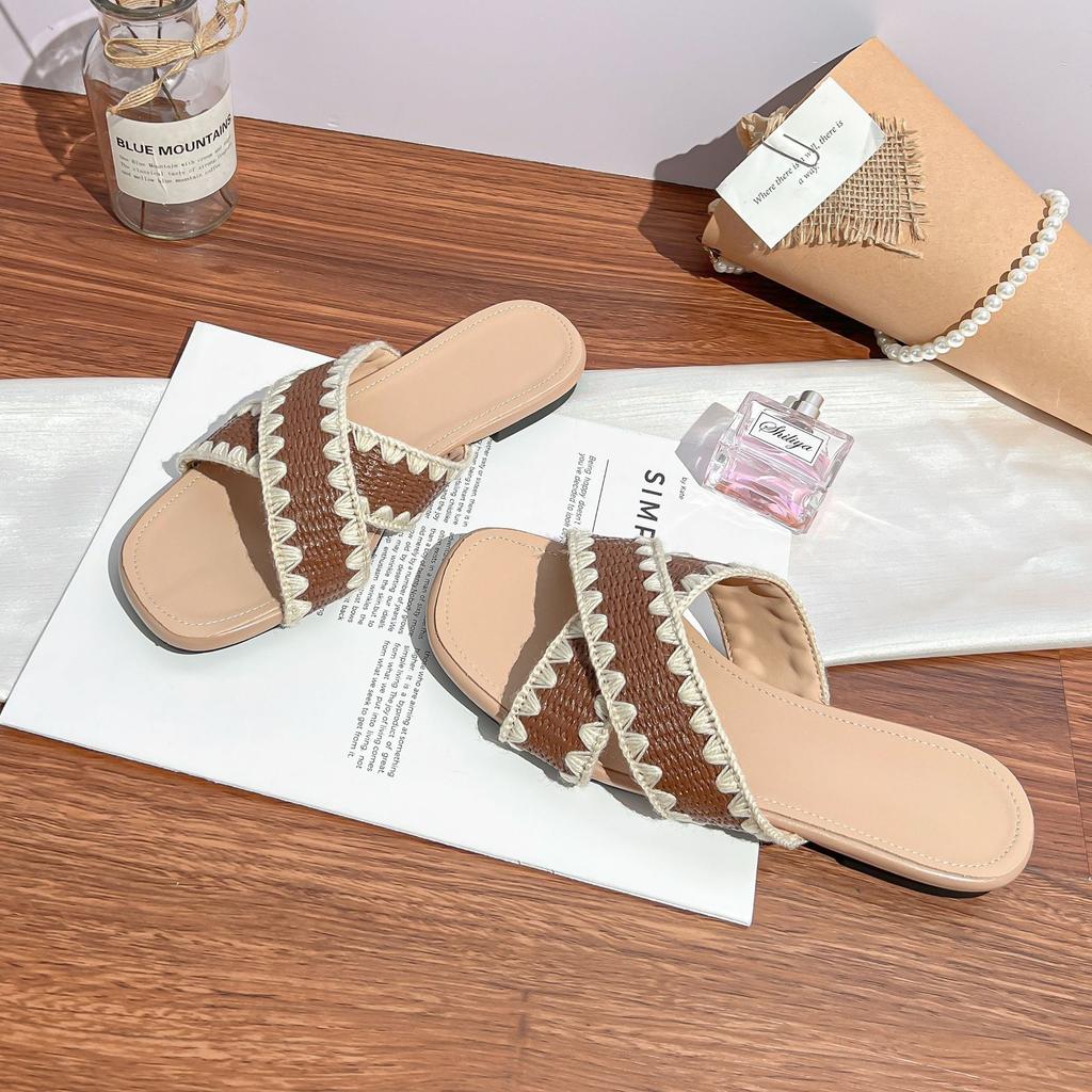 Grape mother summer new woven cross-strap one-word slippers women's wear high-end shopping temperament sandals women