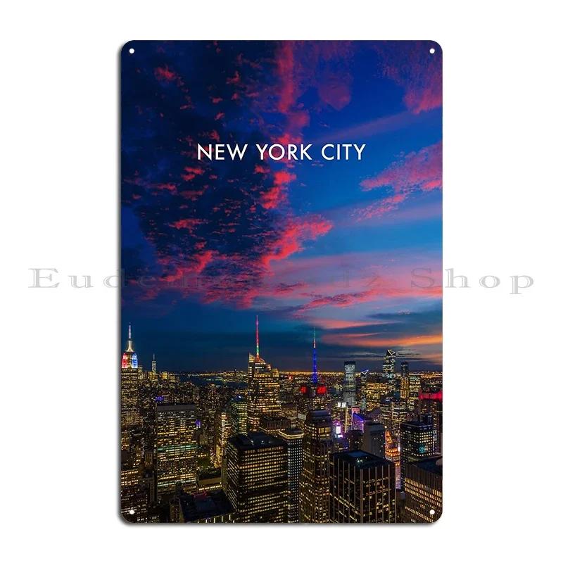New York City Modern Travel Poster New york Manhattan city Metal Retro Home Garage Living Room Character Tin Sign Poster 20x30cm(7.8x11.8inch)