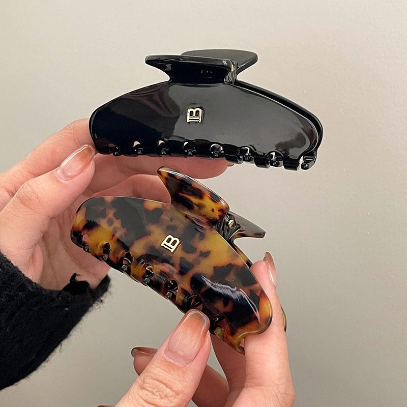 2025 New Letter B Acetate Hair Claw Clips Fashion Large Ponytail Hair Clip Shark Clip Clamps Barrettes Women Hair Accessories