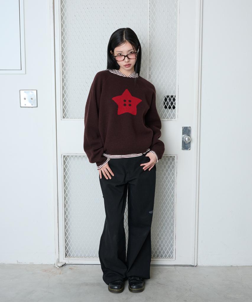 Isjabaibeu Star Button Knit - Brown