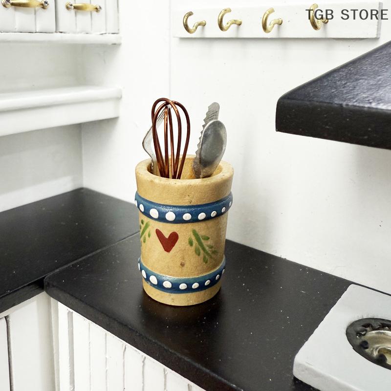 1Set Dollhouse Kitchen Wood Utensils Egg Beater Tool 1:12 Miniature Furniture Model Decor Toy Doll House Accessories