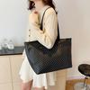New Trendy Personality Niche Design Shoulder Bag Beautiful Hand Bag Women's Large-capacity Tote Bag