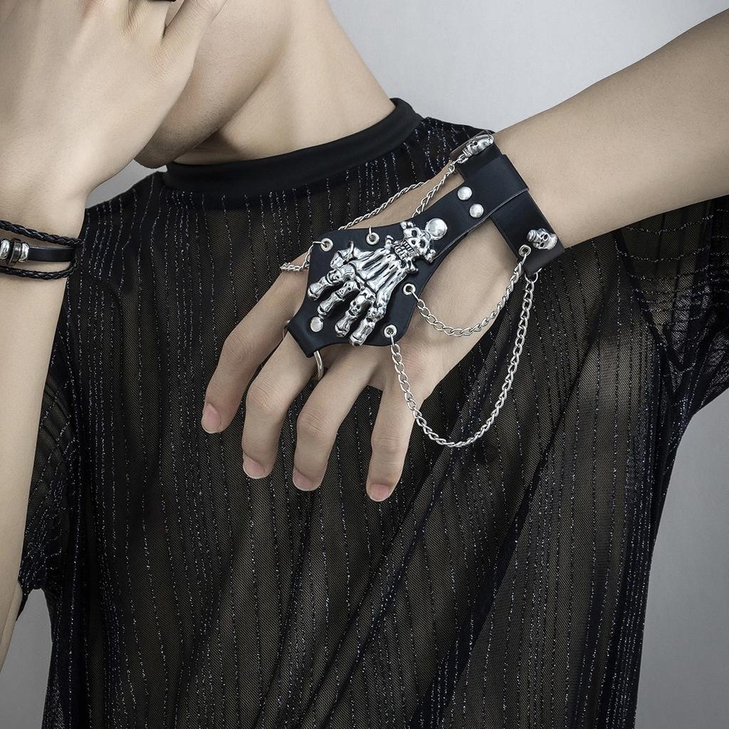 Goth Black PU Leather Skull Finger Wrist Chains Rings Bracelets Women Punk Hand Bangles Halloween Grunge Jewelry Steampunk Men