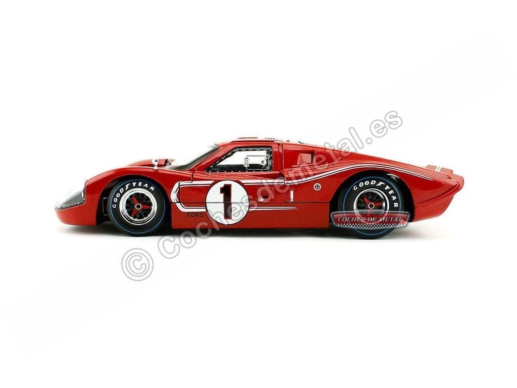 ShelbyCollect Shelby Collectibles Scale Model Ford GT40 1967 Le Mans 24 Hours Winner Foyt 1/18 Car Mk.IV #1 D. Gurney/A.J.
