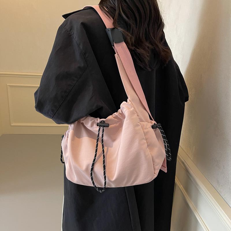 Street trend messenger bag girl Harajuku tide brand retro canvas shoulder bag college bag
