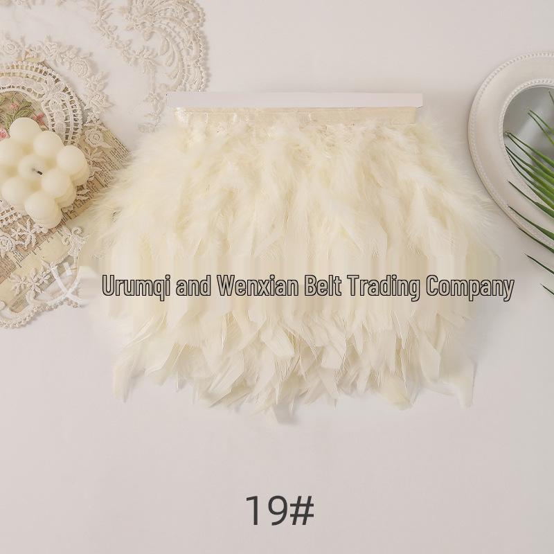 10-15CM Turkey Feather Trim for Clothing, DIY, and Jewelry Decor