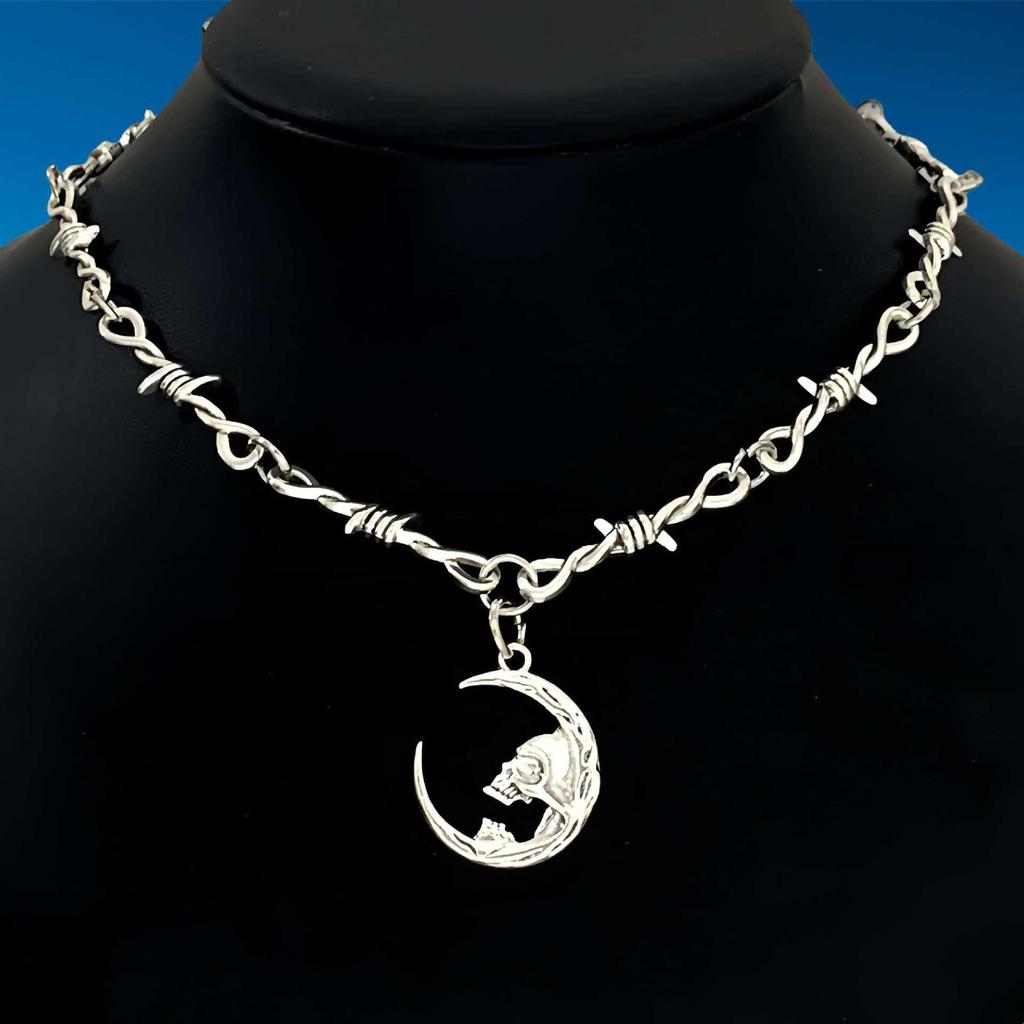 Punk Gotický Choker Náhrdelník Srdce a Trny - Unisex Módní Statement Doplněk