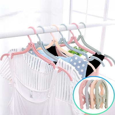 Yousheng 10Pcs Folding Clothes Rack Non-Slip Hangers Curved Groove Design Portable Compact Space-Saving Travel Hangers