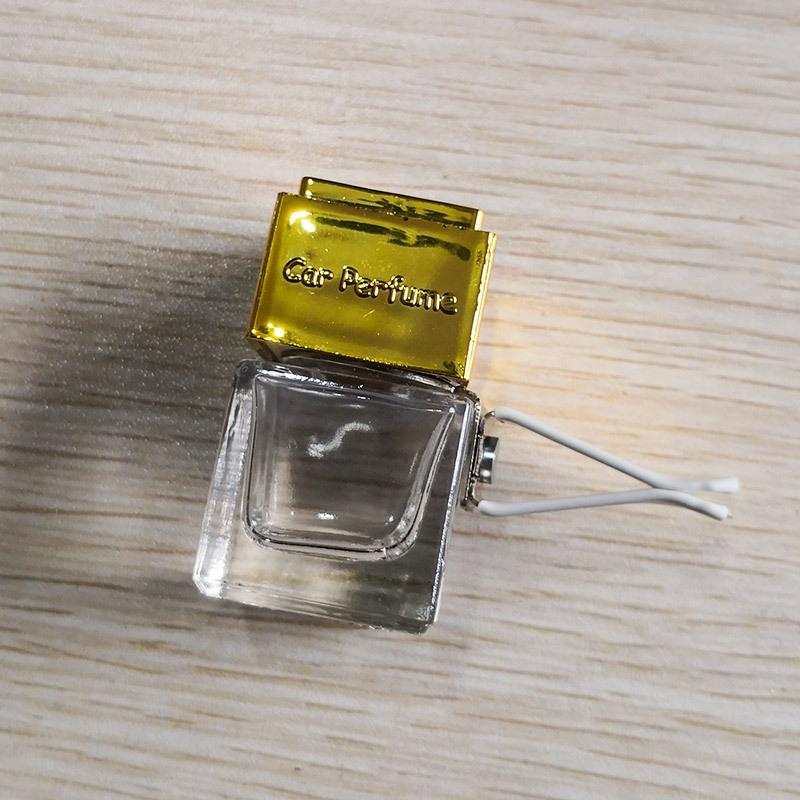 Car Vent Glass Aromatherapy Bottle - Essential Oil Scented Ornament for Car Interior Decoration