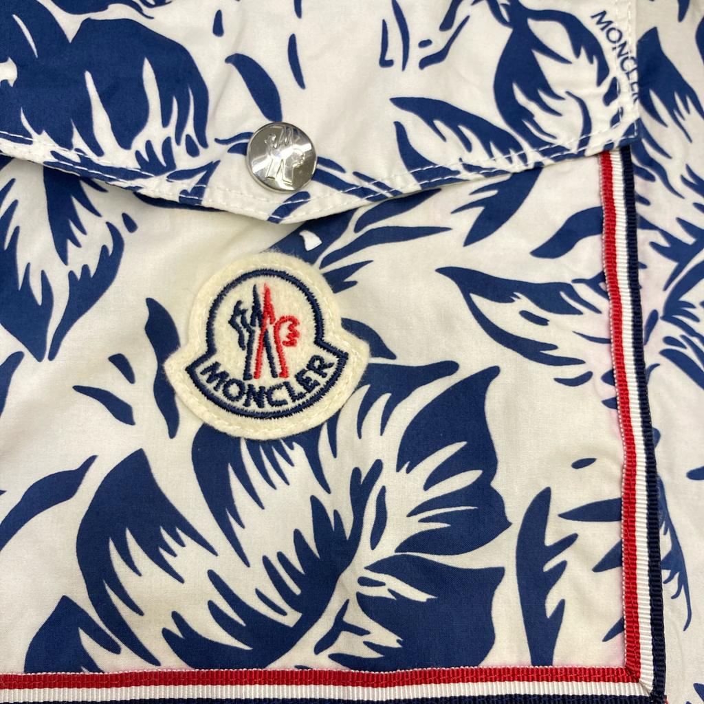 MONCLER Blue 2021 EBIZO all-over print zip hoodie Jacket 2 White x blueUsed