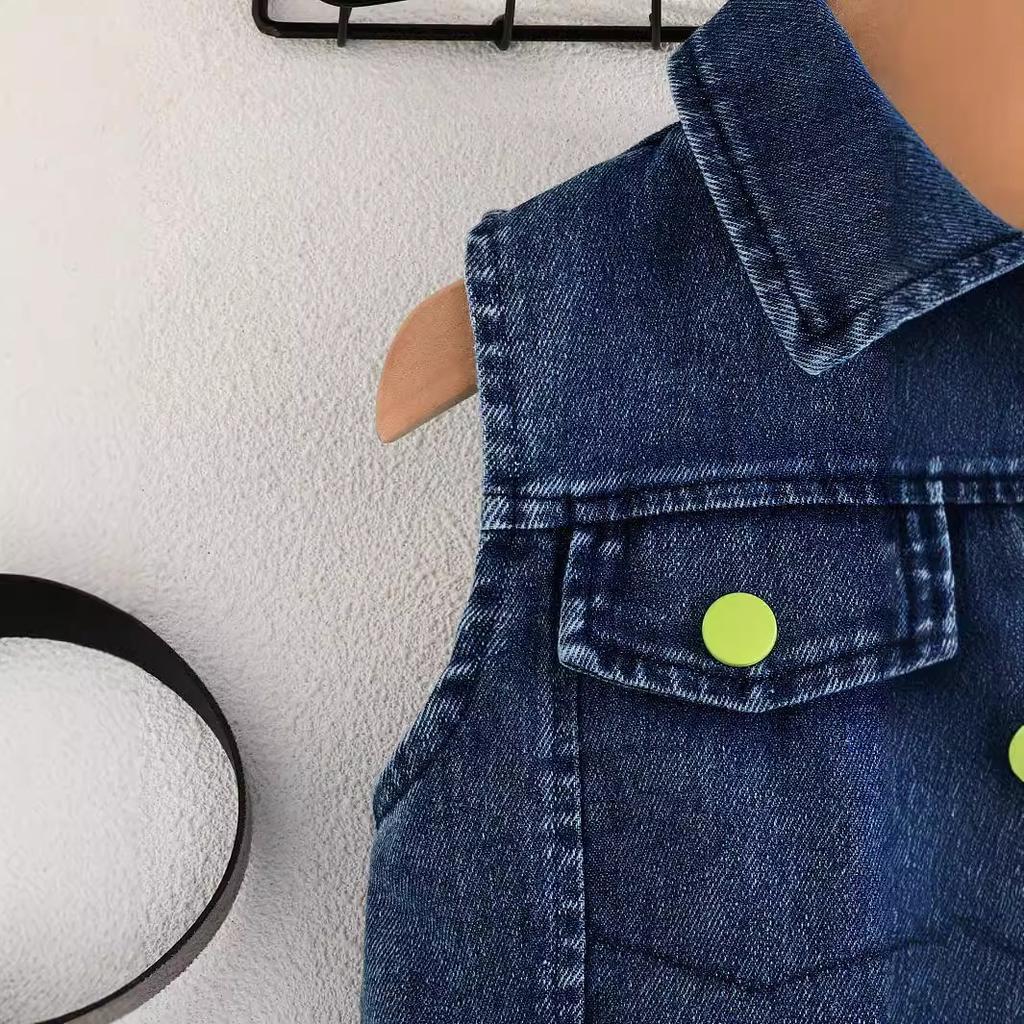 Neues Sommer-Denim-Westentop für Mädchen + Top + Grüner Rock 100% Rabatt + Gürtel Vier-teiliges Set