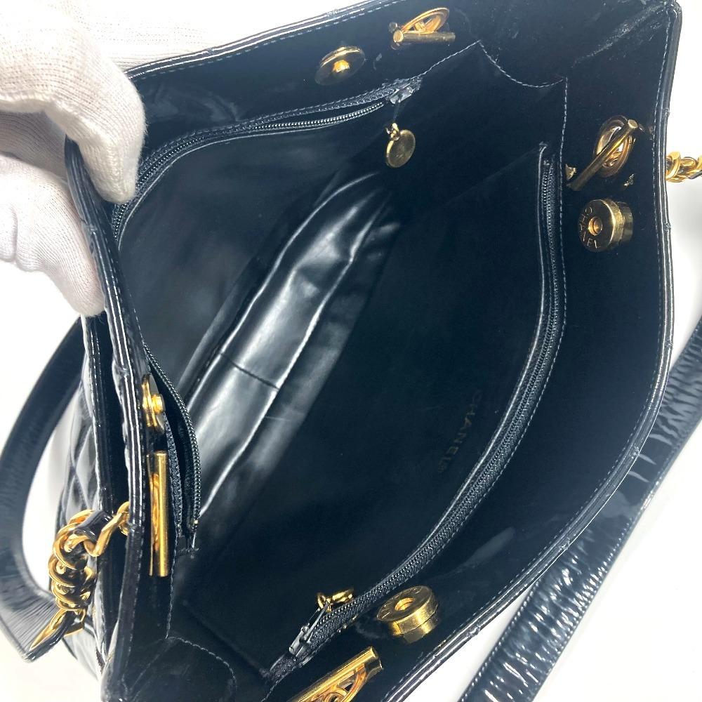 CHANEL Quilted Double Chain Bag Shoulder Bag enamel Black/Gold