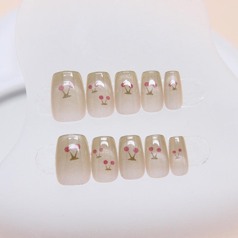 French cat eye wearing nail removable strawberry nail patch nail patch fresh nail patch small short T-size 30 pieces
