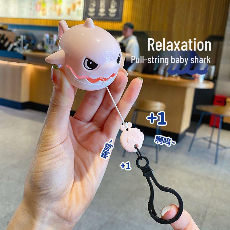 Biting Shark Pendant: Decompression Big Fish Eats Small Fish Keychain