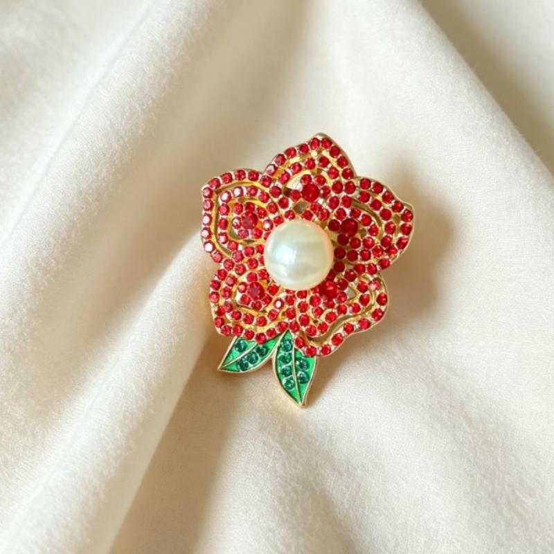 Trendy New Flowers Women Brooch Luxurious High-End Floral Pearl Pins Fashion Female Party Coat Dress Scarf Accessories Jewelry