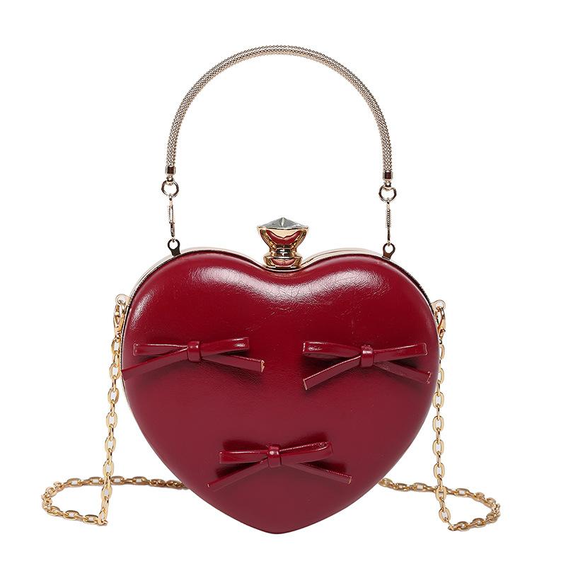 This Year's Popular Niche Personality Hand-held Love Bag Women's 2025 Spring New Retro Flow Chain Shoulder Crossbody Bag