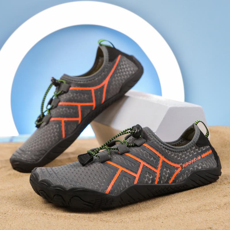 Fashion 35-46 Water Shoes Couple Style Barefoot Beach Shoes Breathable Sport Shoe Quick Dry River Sea Aqua Sneakers Soft Beach Sneakers