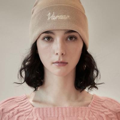 VARZAR Chain Logo Natural Beanie Beige