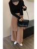 Women's Autumn/Winter 2022 Retro Large Capacity Crossbody Bag for Commute or Student Use