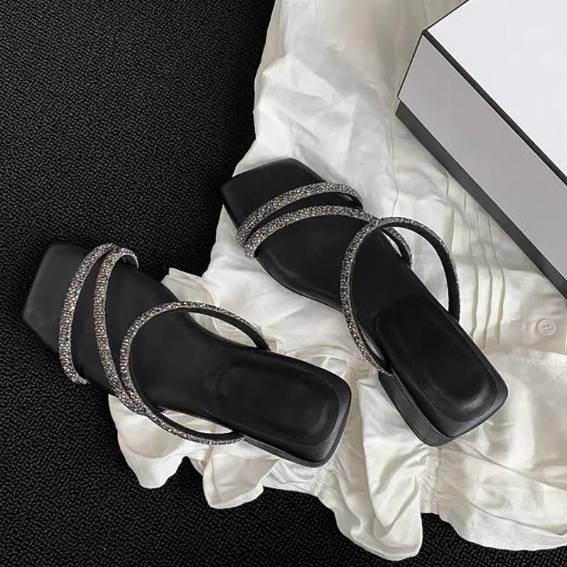 

Дизайнерские летние женские тапочки с открытым носком, модные шлепанцы с узкой полосой и кристаллами, повседневные офисные женские сандалии на открытом воздухе Size 40(foot 25cm) чёрный