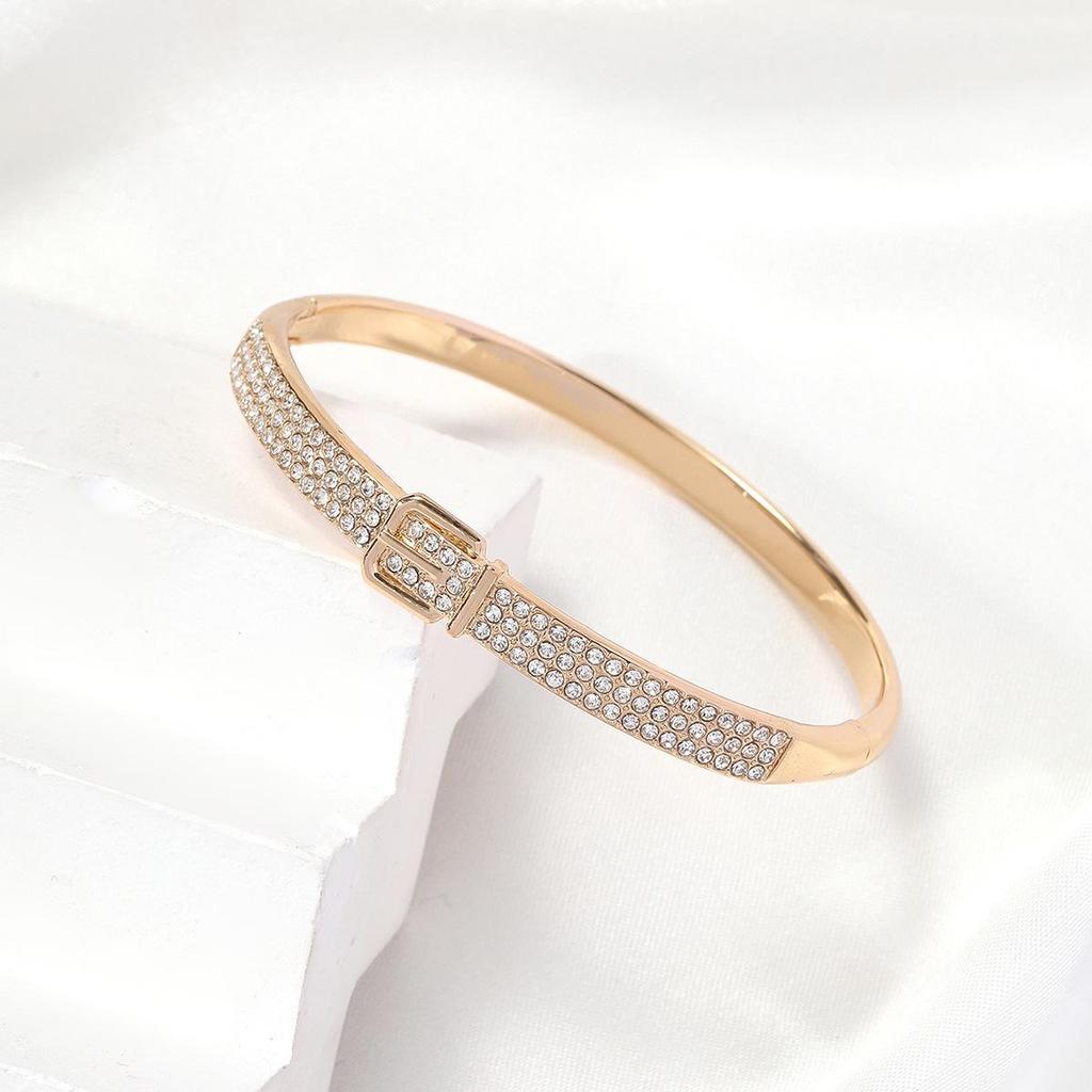 Exquisite Three-Row Rhinestone Bracelet: Light Luxury Minimalist Jewelry for Women