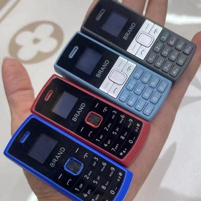 Hot-selling Mini Mobile Phone Ultra-small Dual Card Dual Standby Straight Button Spare Machine
