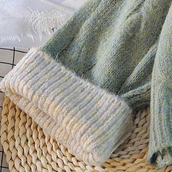 Женский осенне-зимний утепленный шерстяной свитер — фото 4