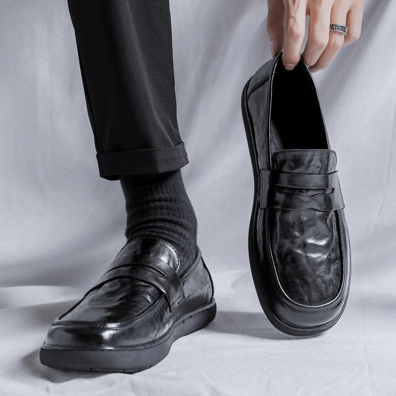 

Men s shoes spring and autumn men s breathable one-pedal black big head beanie tide shoes men s work leather shoes 44