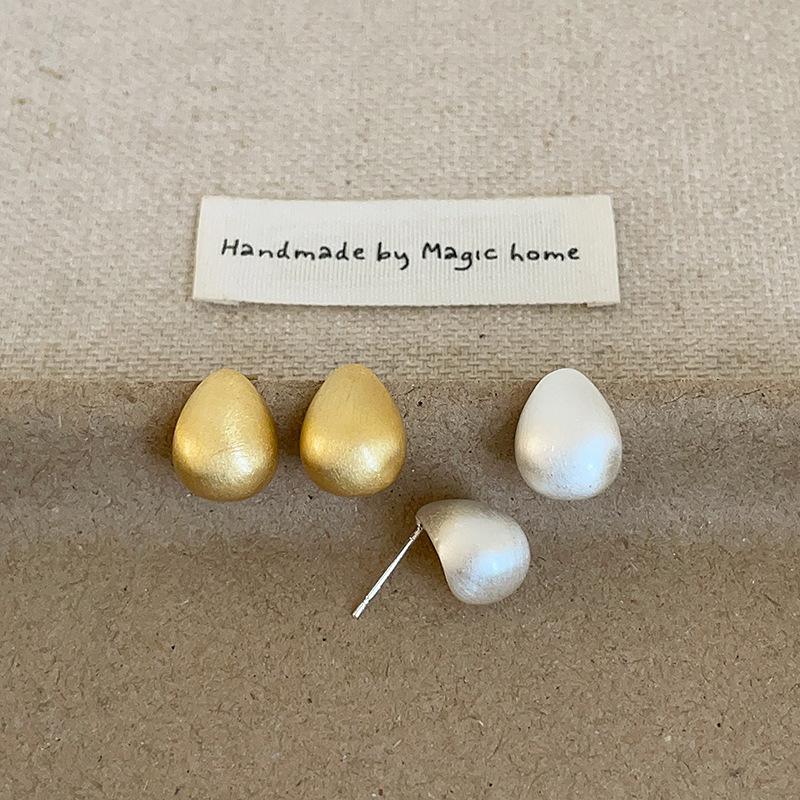 Mattierte Ohrstecker aus Metall in Tropfenform, weiblich, schlicht, persönlich, modisch, temperamentvoll, pendlergeeignet, vielseitige Ohrringe