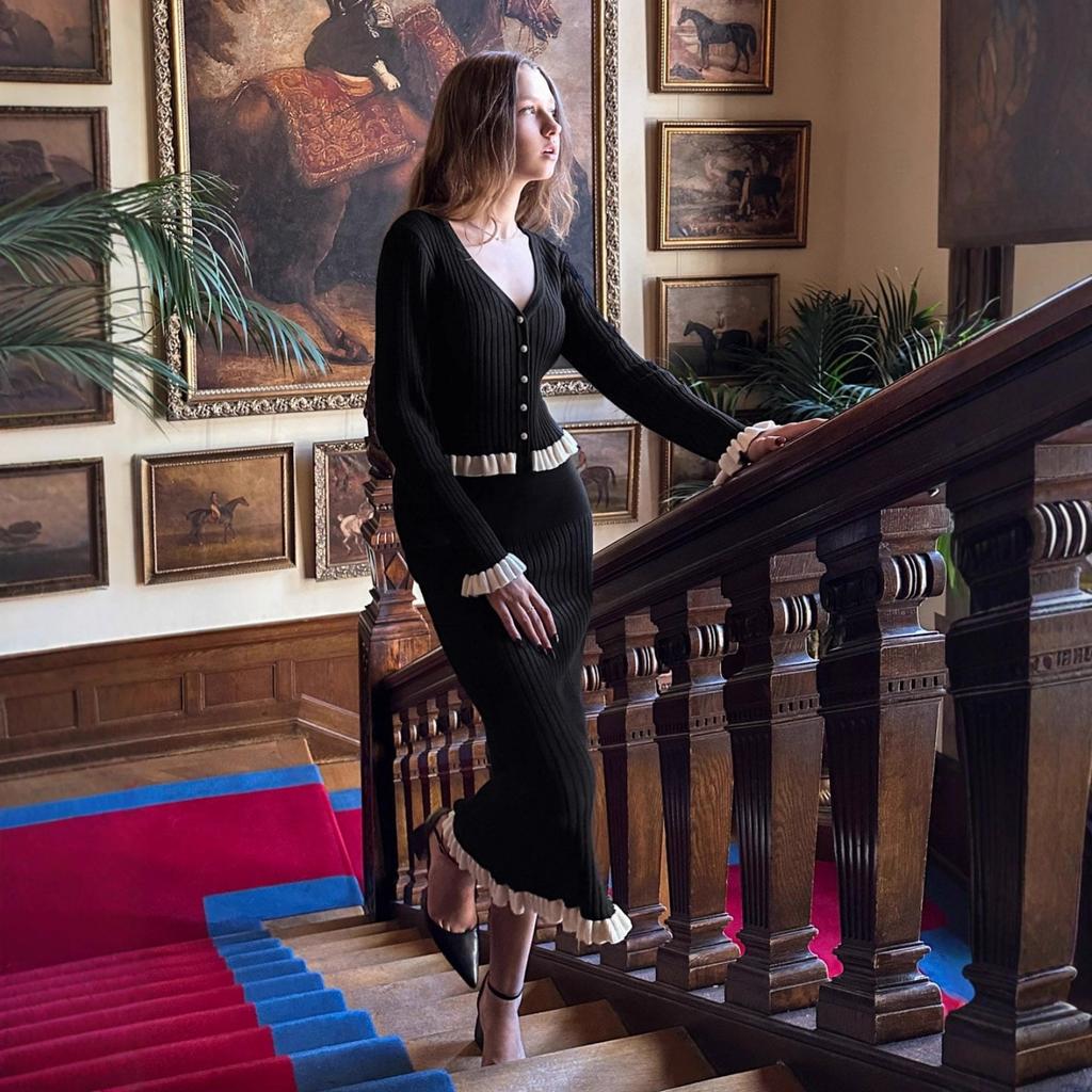 French Elegant Ruffle Edge Tight Knit Two-piece Set Women's Autumn and Winter Temperament Dress Set