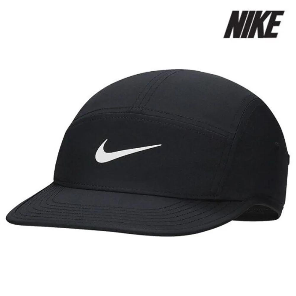 Cap /g4- FB5624-010 / Dri-FIT Fly Unstructured Swoosh Cap FREE