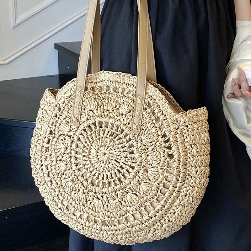 New vacation straw bag women's woven bag beach bag round hollow large capacity tote bag fashionable shoulder bag