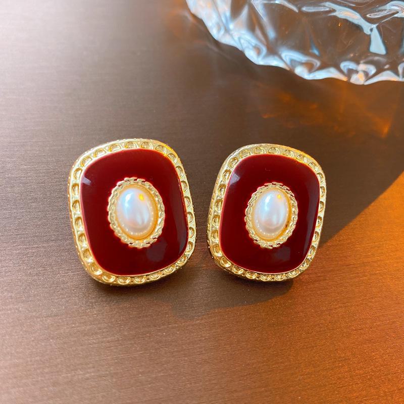 Medieval Retro Palace-Style Luxurious Round Earrings