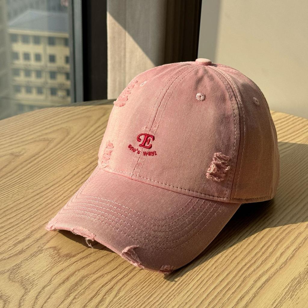 Burgundy Frayed Vintage Embroidered Baseball Cap for Couples, New Spring/summer/autumn Versatile Large-brimmed Age-reducing Cap