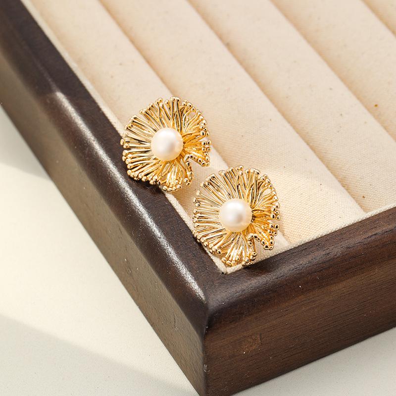 Elegant Freshwater Pearl Fireworks Flower Earrings - S925 Luxury Versatile Jewelry for Women