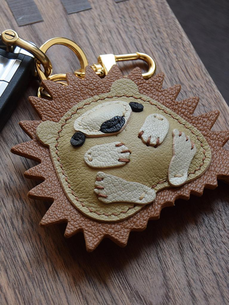 Healing Hedgehog Original Design Handmade Leather Car Key Bag Pendant Cute Female Simple Gift Keychain