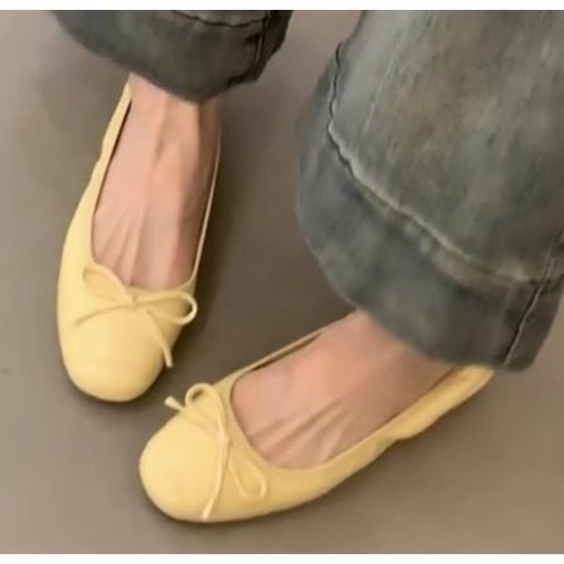 Fashion New Style Popular Women Luxury Flats Soft Ballet Shoes Slip on Loafers Soft Moccasins Casual Shoes Ladies Shoes Zapatos Mujer