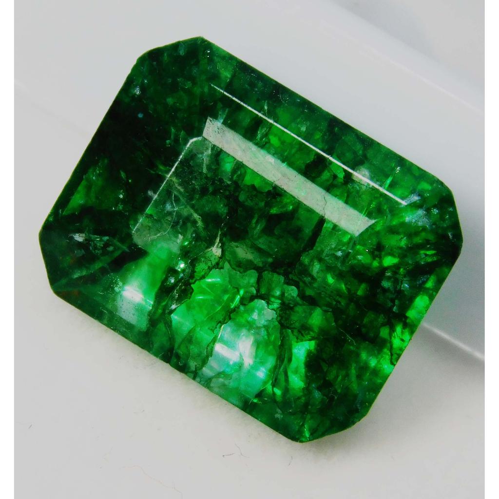 Natural Green Colombian Emerald 8.4ct Emerald Cut Certified Loose Gemstone