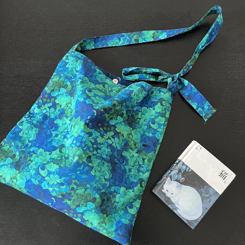 

Niche retro French liberty floral bag green thin cotton shoulder bag leather rope bag girls armpit bag