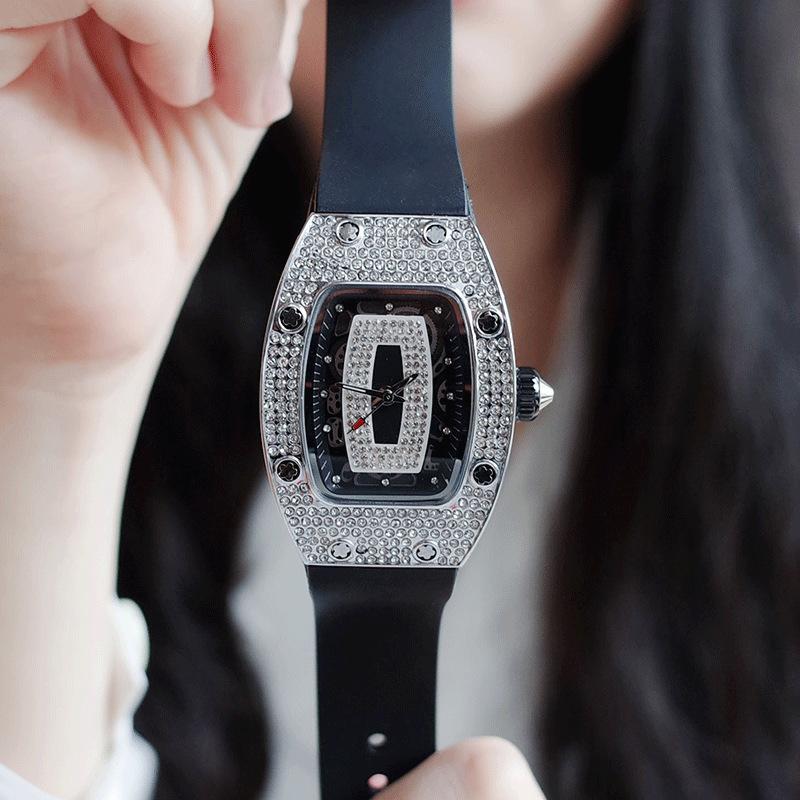 New Luxury Brand Watches for Women Silicone Sports Quartz Tonneau Designer Watch Girl's Diamond Wristwatch Reloj Mujer Elegante