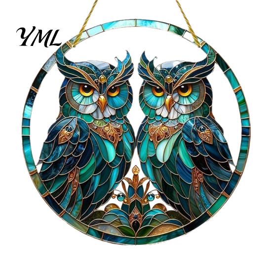 Creative Housewarming Gift Double Owl Suncatcher Window Hanging Ornament, Stained Glass Style Circular Wall Artistic Ornament Decor, Green Art