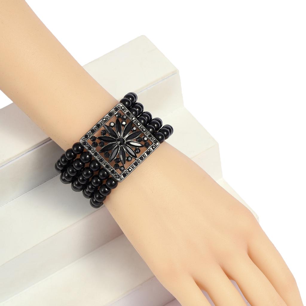 Retro multi-layer pearl diamond bracelet pearl bracelet European and American temperament evening dress versatile bracelet